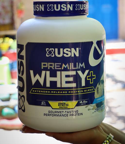 پروتئین وی پریمیوم پلاس USN طعم وانیلی وزن ۲ کیلوگرم
